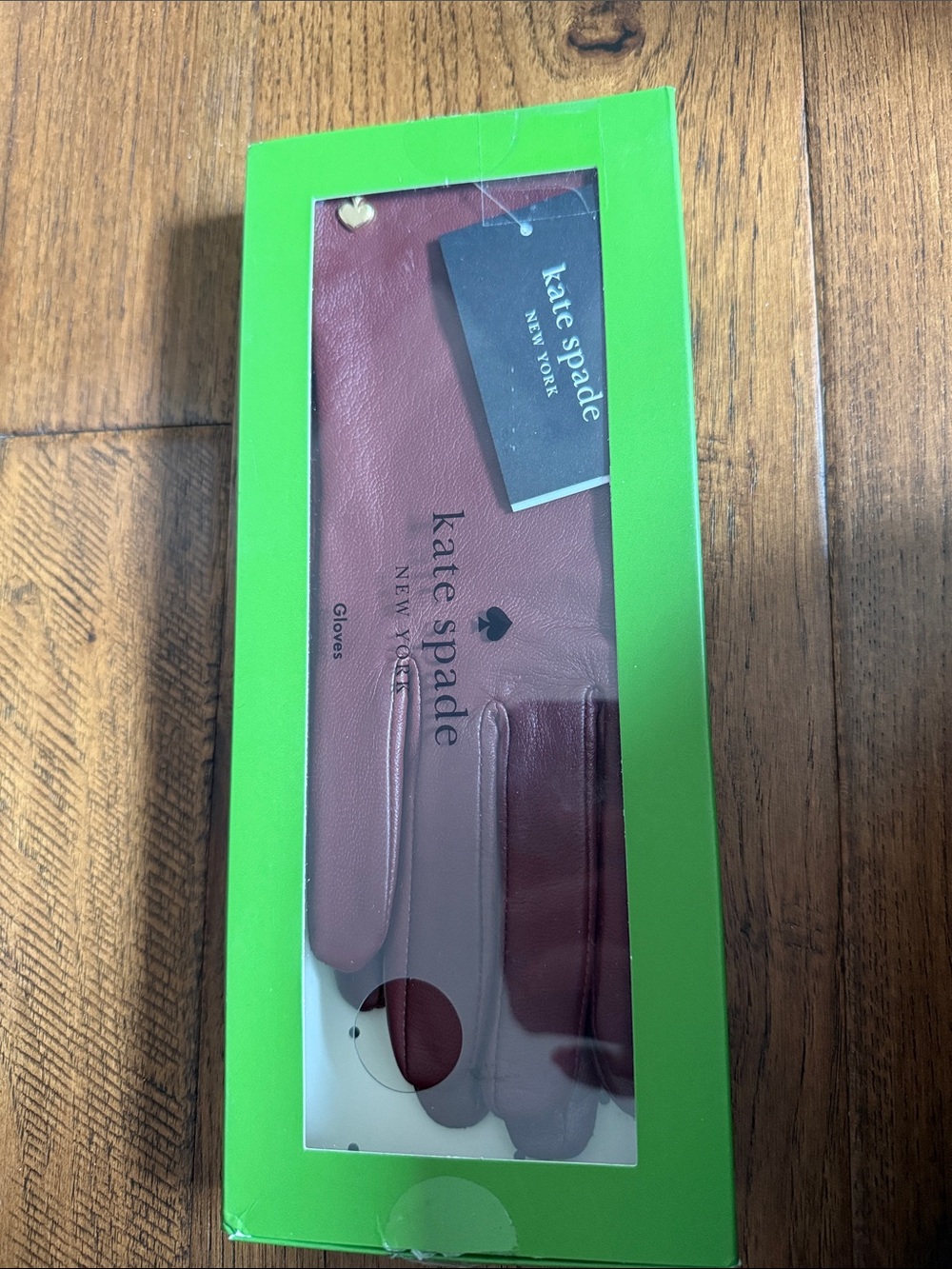 kate spade brand new Gloves in Wine